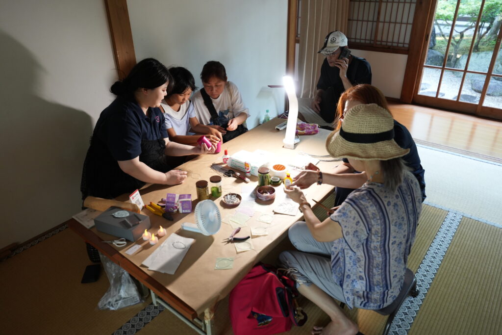 サクラテック株式会社 ワイヤーアート展示