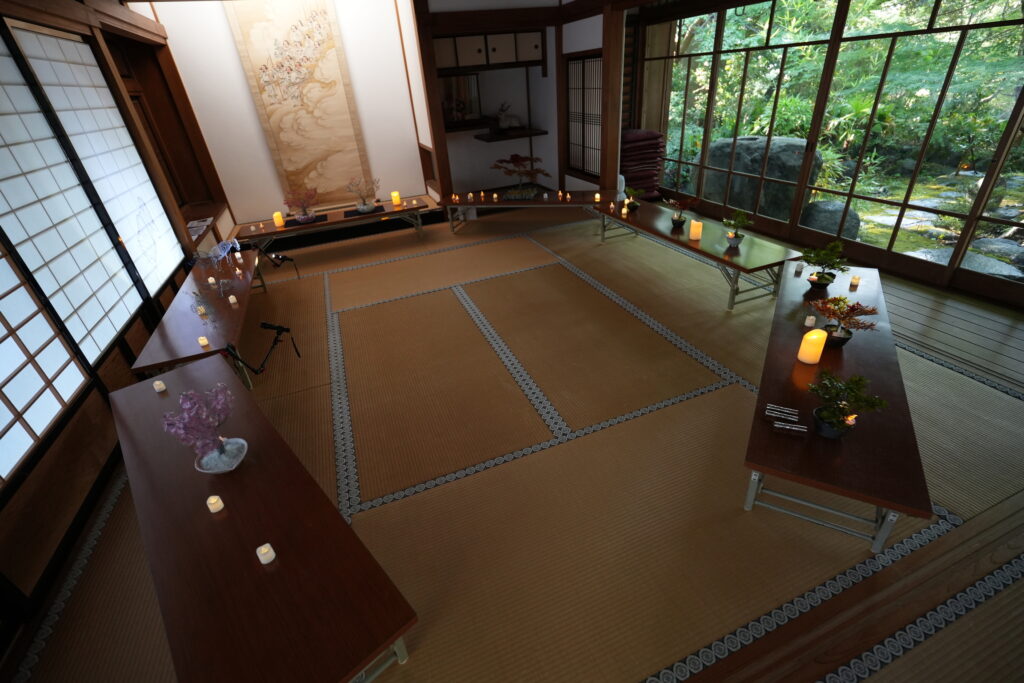 サクラテック株式会社 ワイヤーアート展示